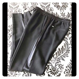 Elizabeth & James jogger pant